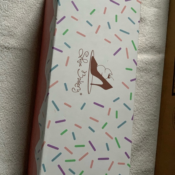 RARE! Shoe Bakery Strawberry Jimmy Flats With Sprinkle Detail - Picture 2 of 5